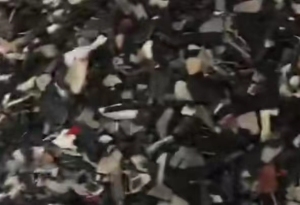 长期出售ABS汽车破碎料