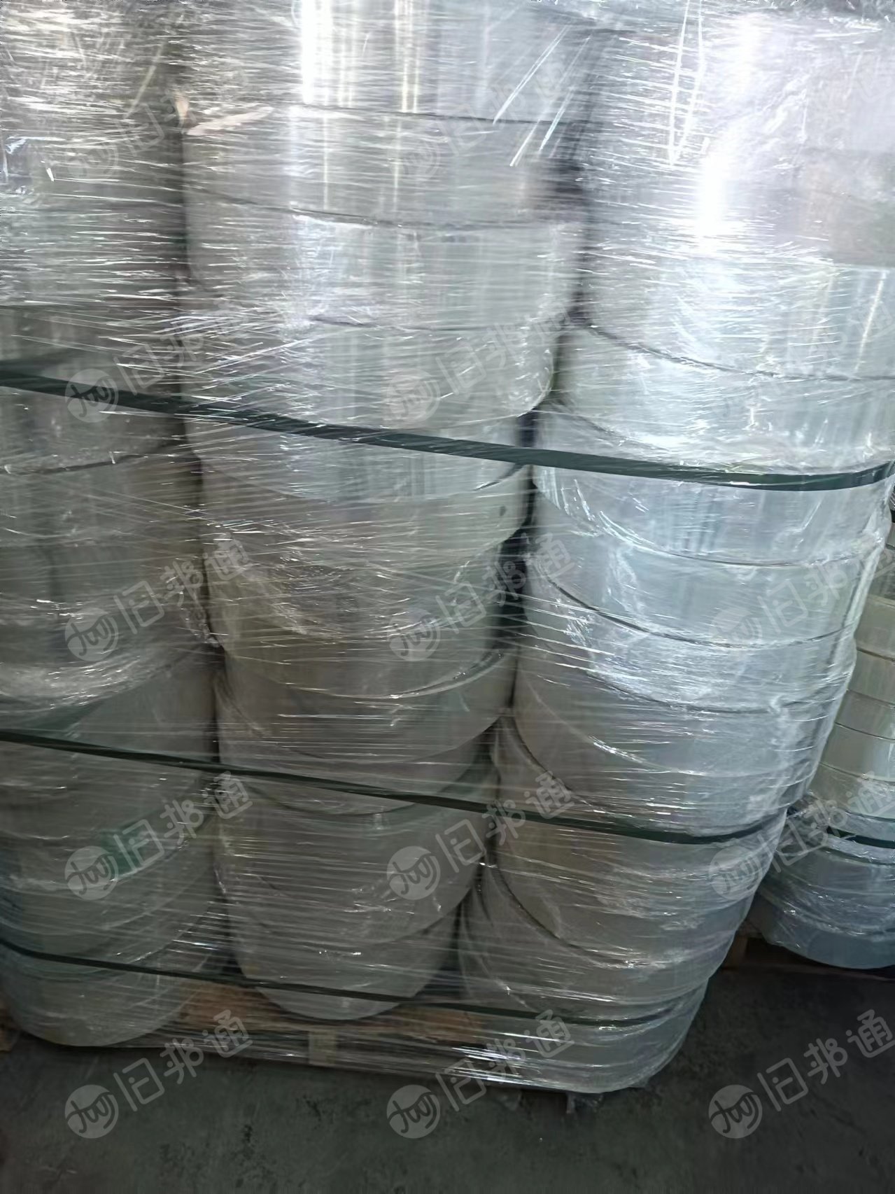 求购3.6-3.8丝的PET滑膜,光膜,做七彩用,江浙沪货源优先