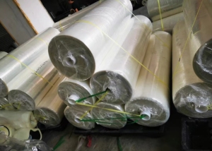 pet卷筒膜，0.38丝，背光后面卷下来的，现货几十吨，出售