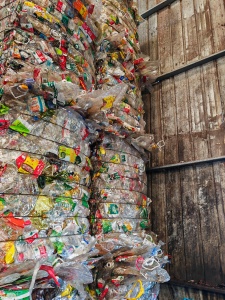 长期大量出售PET三色瓶砖，月供几百吨 