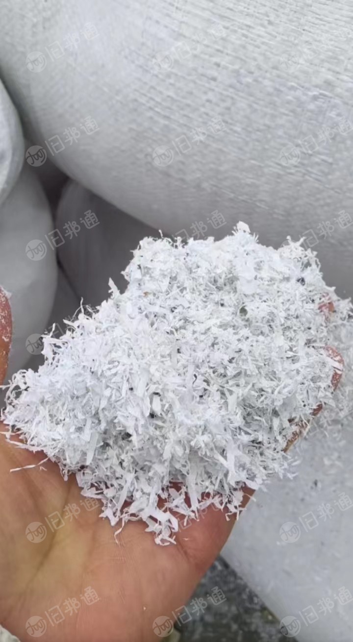 长期出售PVC塑钢锯末