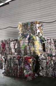 常年出售废旧编织袋，蛇皮袋废料，纤维袋废料