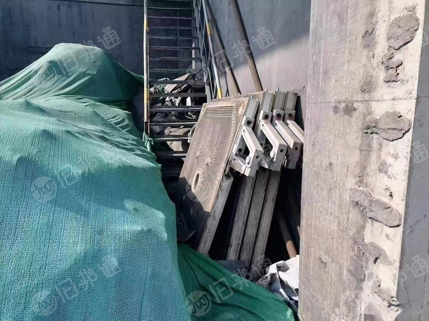 出售一批PP过滤板废料,现货9.6米一车