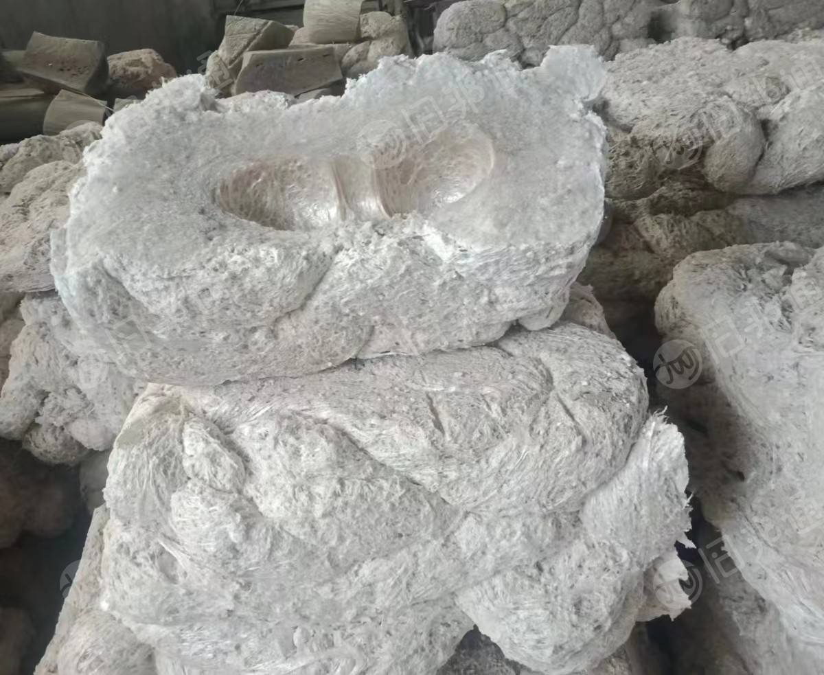 出售热熔快,社会料,现货30-40吨