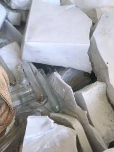 收PET瓶胚机头料，拉片厂机头料，价格合适就大量收