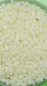 ABS光伏板破碎料，ABS颗粒长期大量出售，月供几百吨