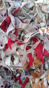 大红粉色妮子大量现货低价出售