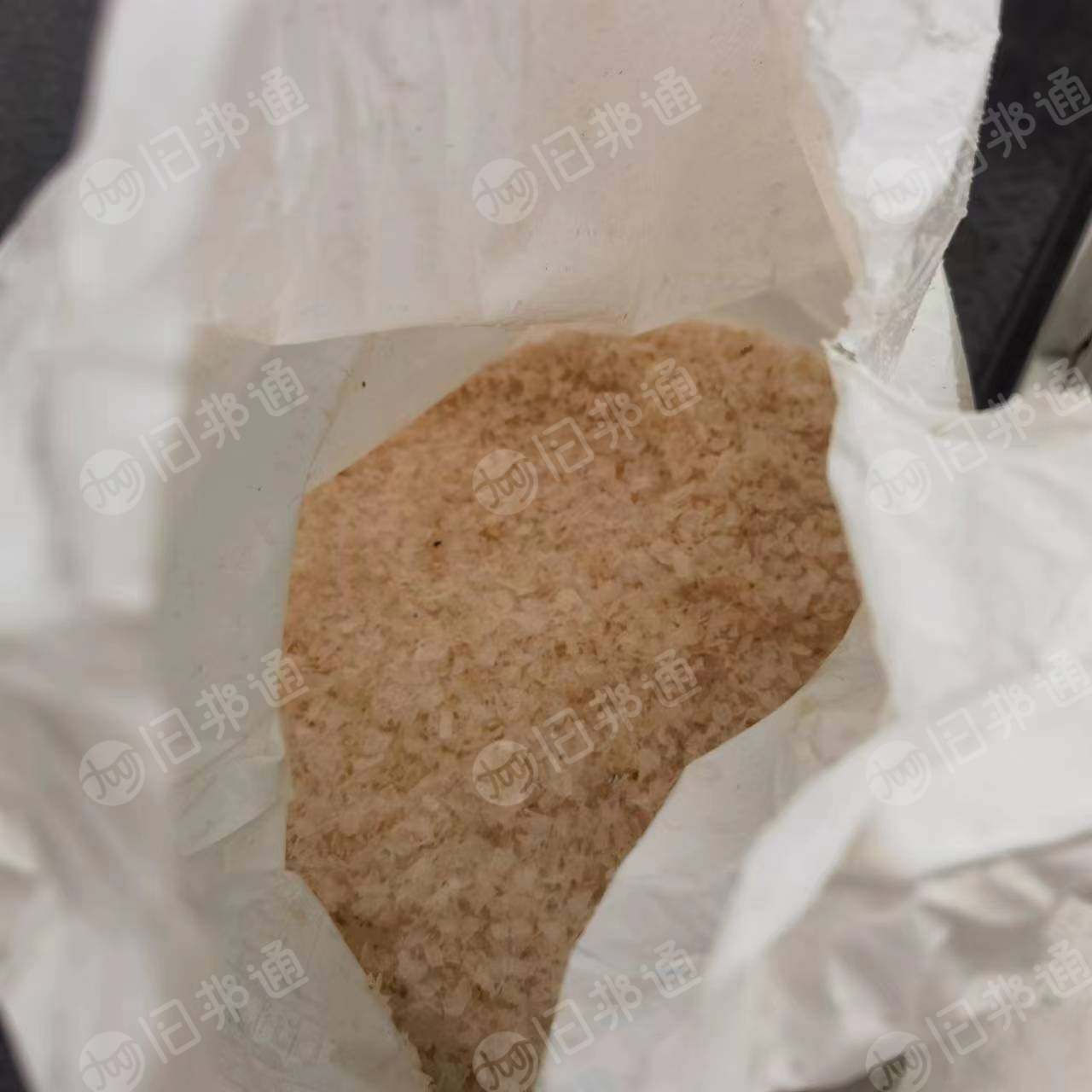 医疗下来的pe高压料,有毛料有破碎料,月供十吨左右,出售