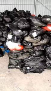 手机厂下来的PE胶水膜，管芯，手机框边角料，月供30吨，分类压包出售