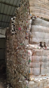 大小白压块，现货一挂车，出售