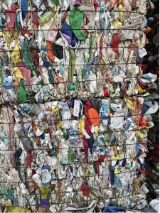 长期出售花乙压块，都是矿泉水瓶里挑出来的