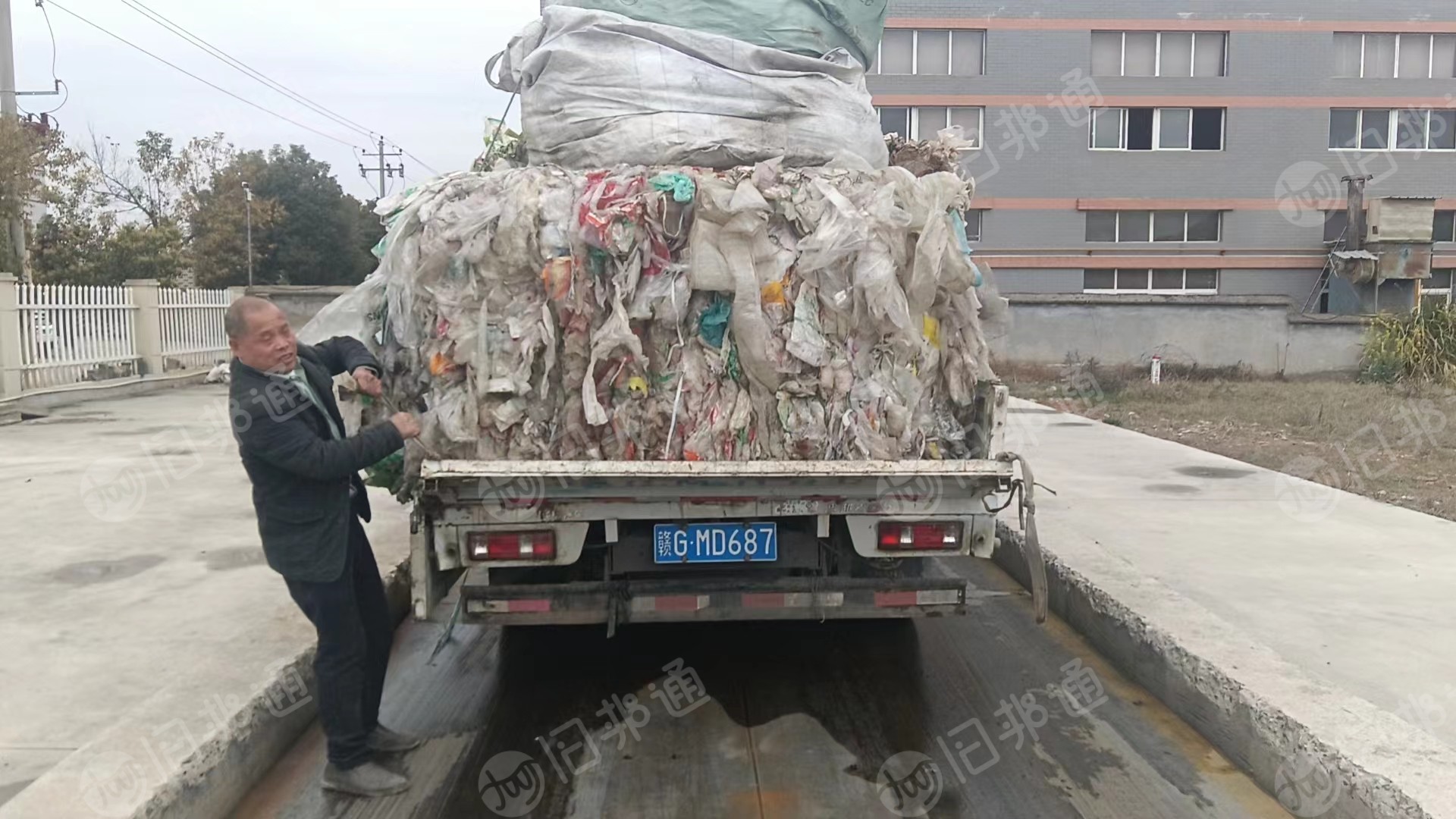 求购地膜料,农膜,油脂料炼油用,要求无水分