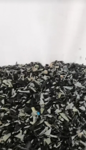 常年出售汽车油箱破碎料