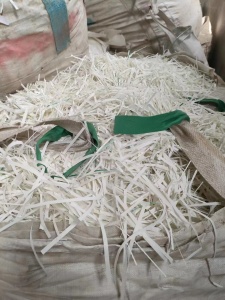 出售装订纸边统货，现货够车，长期有