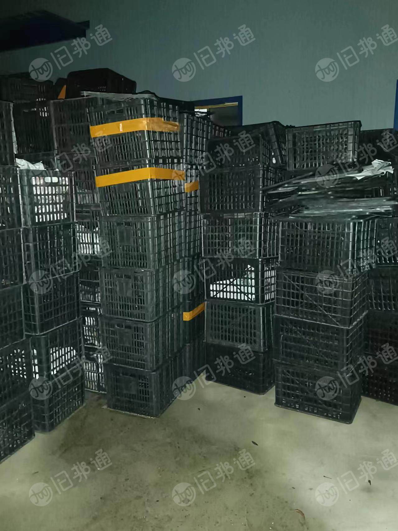 出售水果筐毛料,编织袋毛料,现货近10吨
