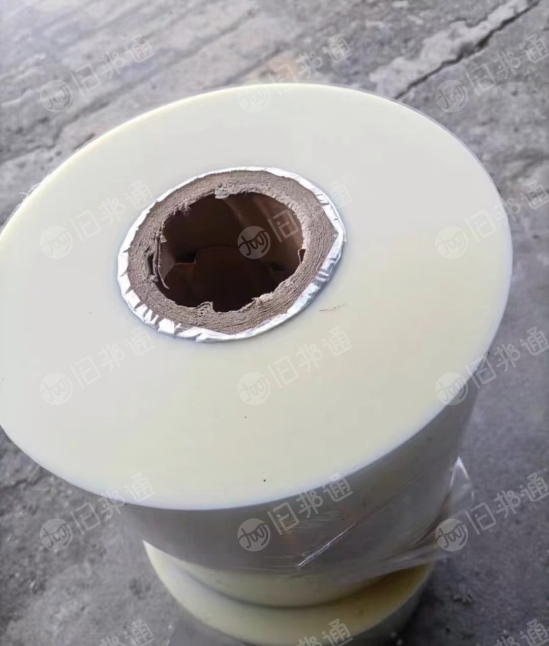 pet复合cpp卷筒膜,全新未拆封,尺寸标牌都有,出售