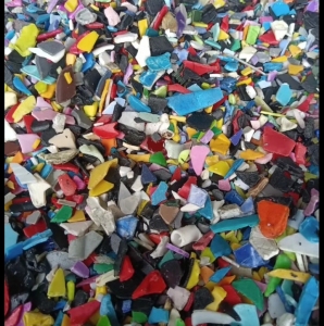 出售pp童车破碎料