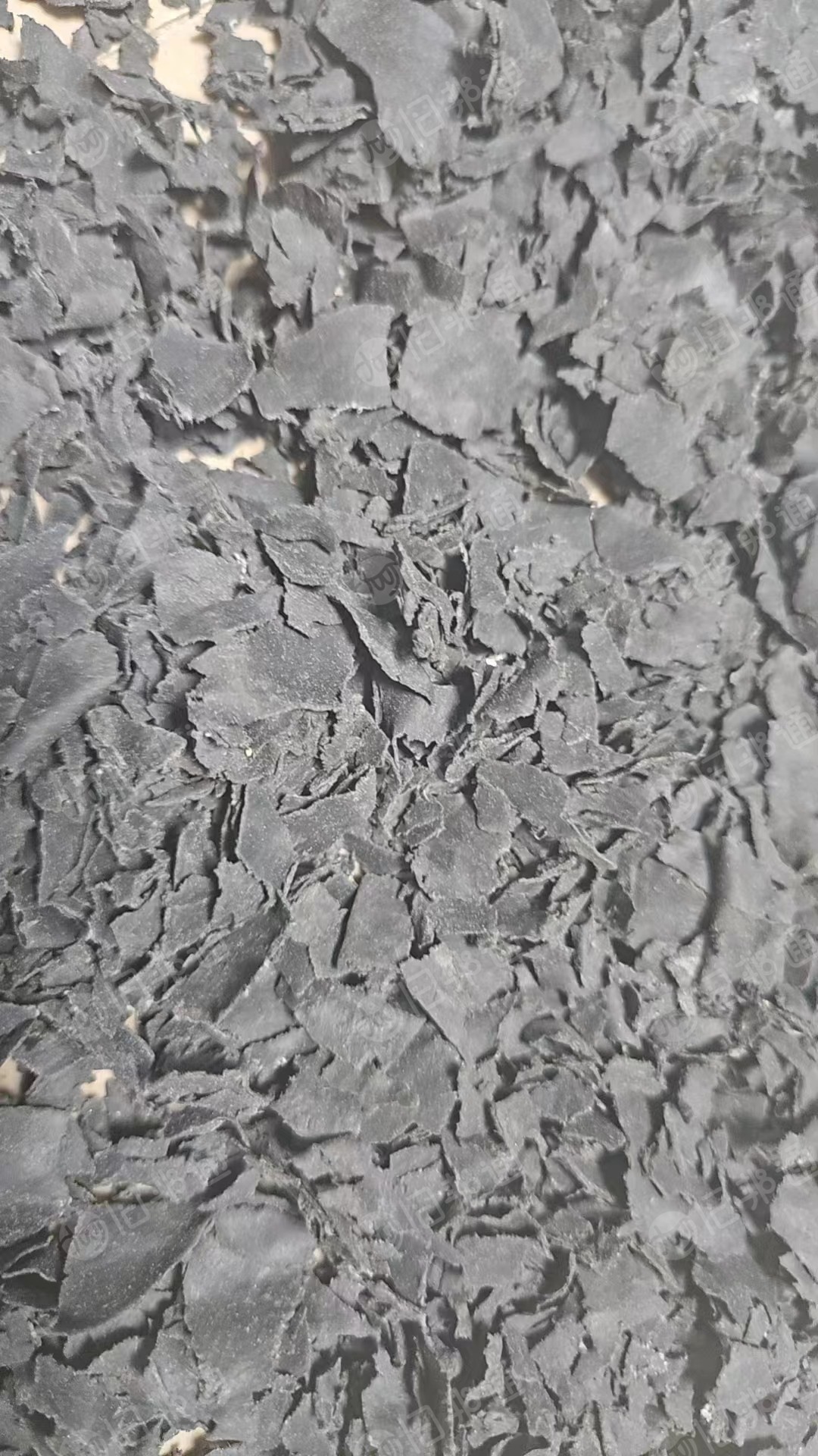 PVc布胶压片,能鞋底或地板胶用,月供600吨,出售