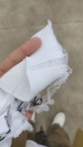 长期供应服装厂下来的碎布毛衣片针织布等