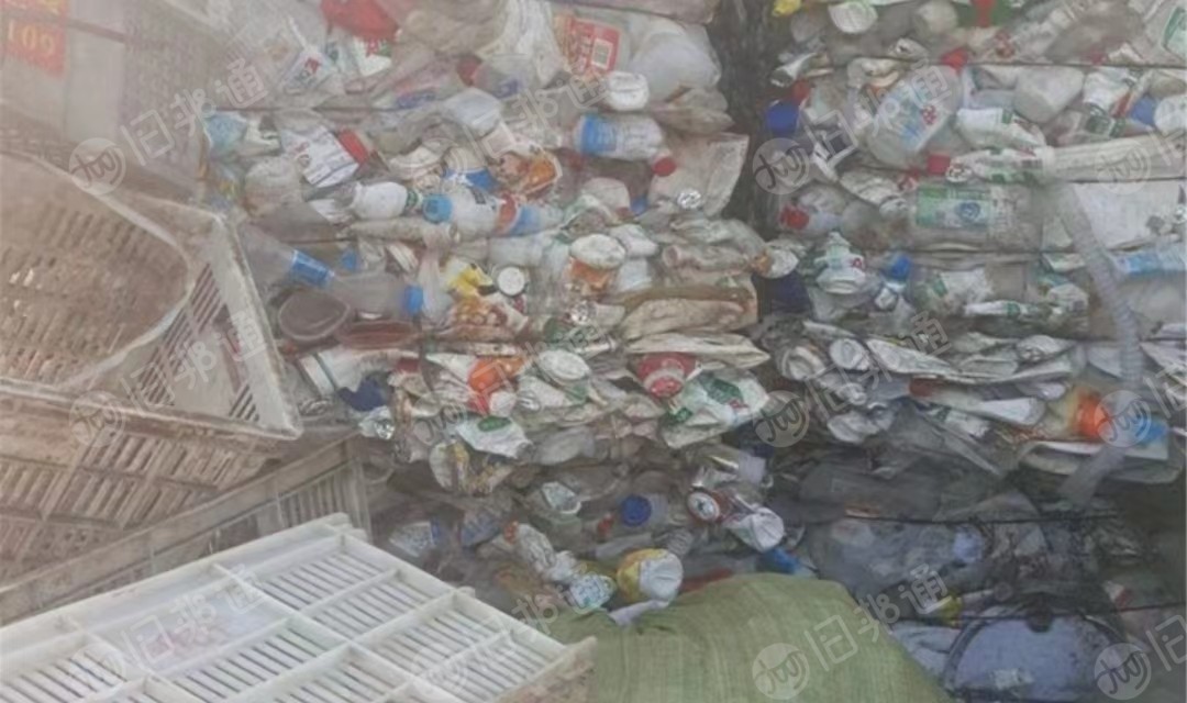 三色瓶砖压块,长期出售