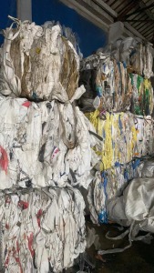 出售大白吨包 ，杂吨包 大百吨包有十几吨，杂吨包有六七吨