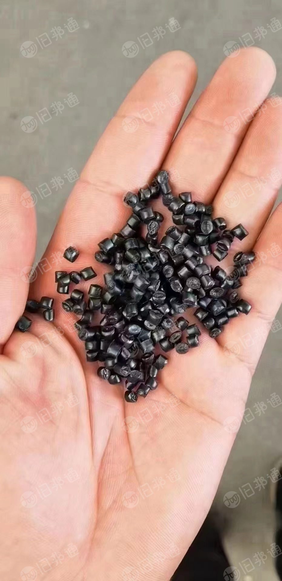 现货出售各价位的黑色pp颗粒