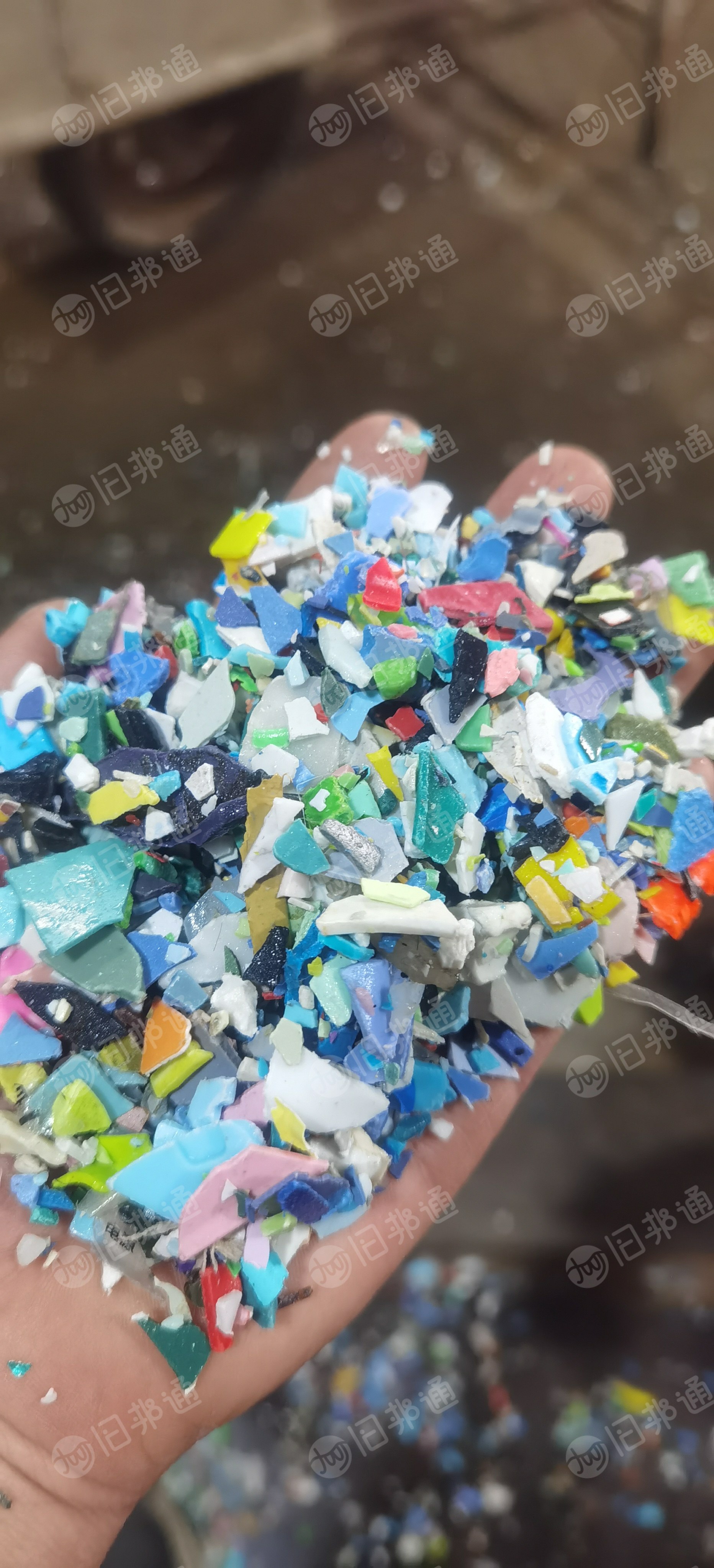 花丙破碎料,沉底的,有清洗的和没清洗的,长期出售