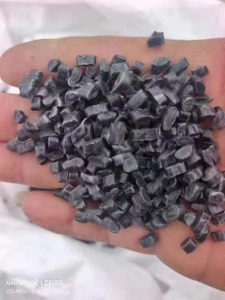 长期出售编织袋颗粒，冲击4个，灰分5个，溶脂10个，月供100吨