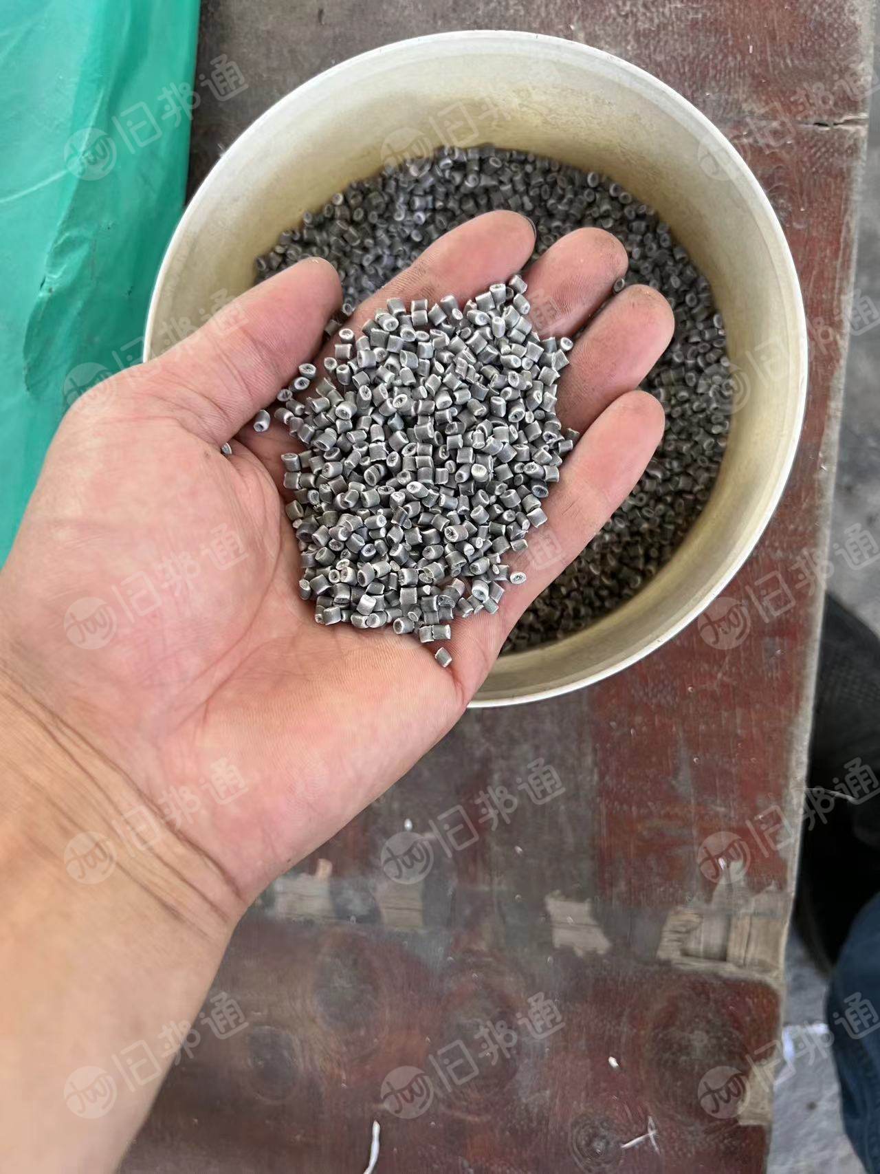 出售编织袋颗粒,月供120吨
