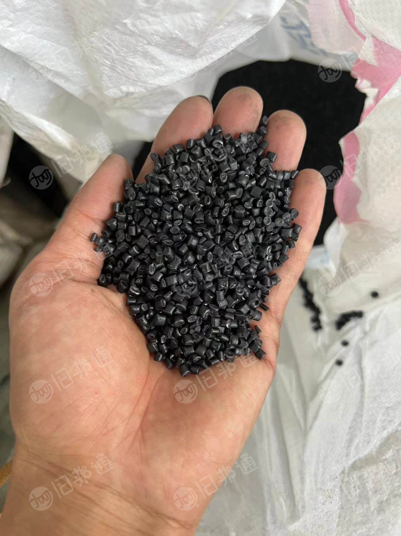 出售编织袋颗粒,月供120吨