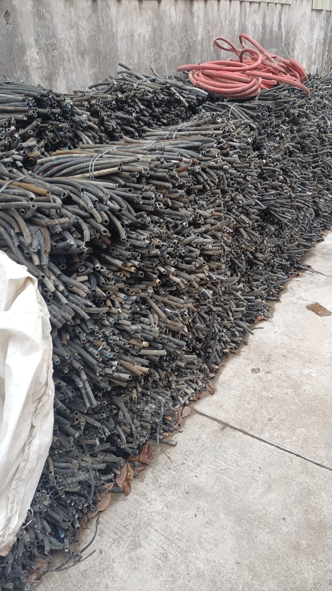 出售PVC消防管软管废料,现货40吨