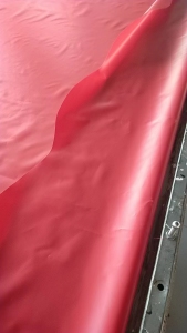 出售顶棚布下脚料，一层布一层胶，一个月下来十几吨