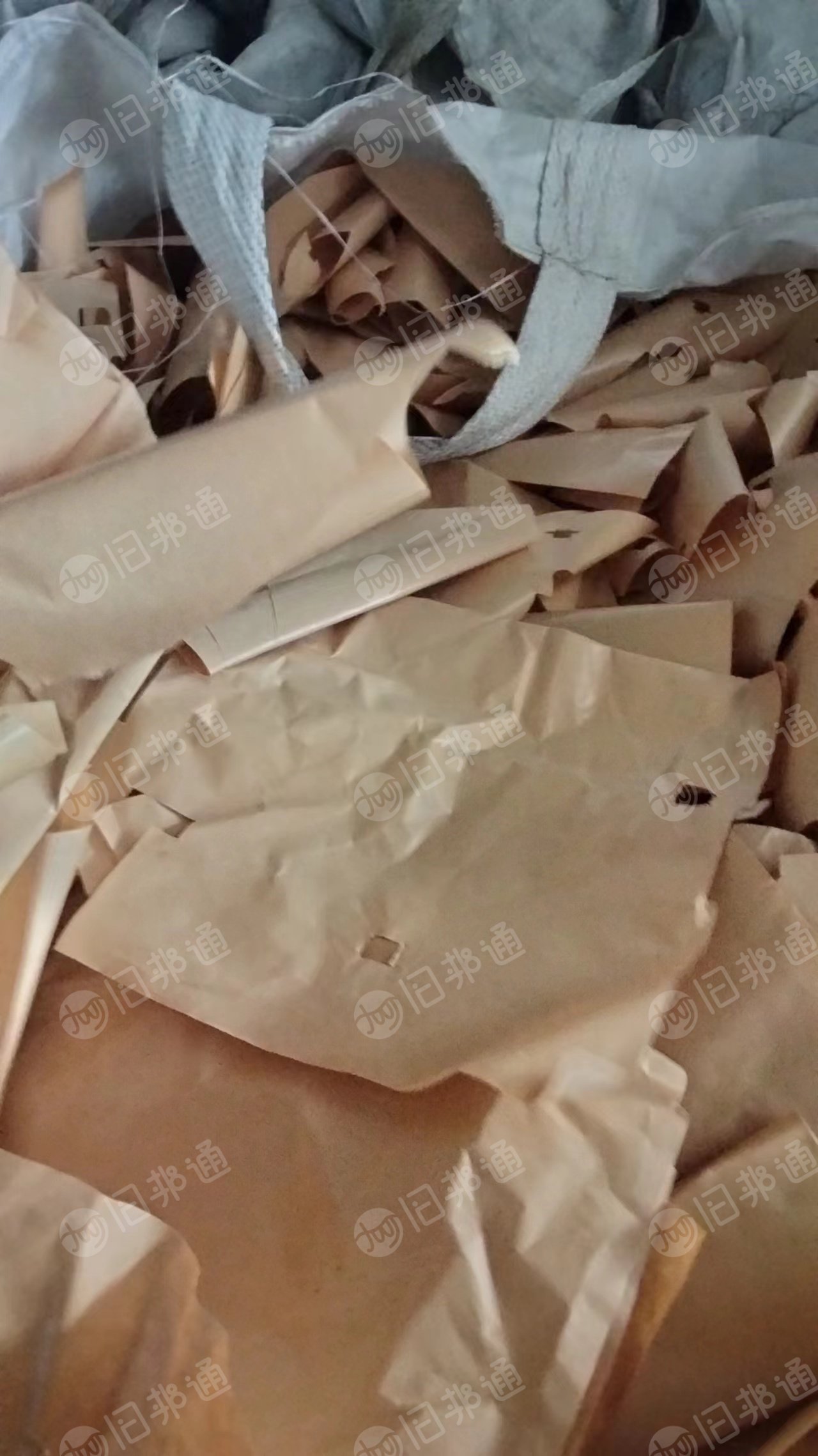 出售淋膜纸废料,没打包