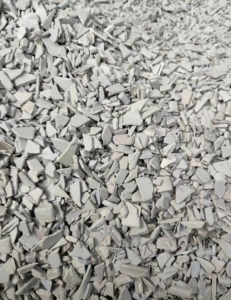 长期出售PC加纤电表壳破碎料，1U4U灰白破碎料