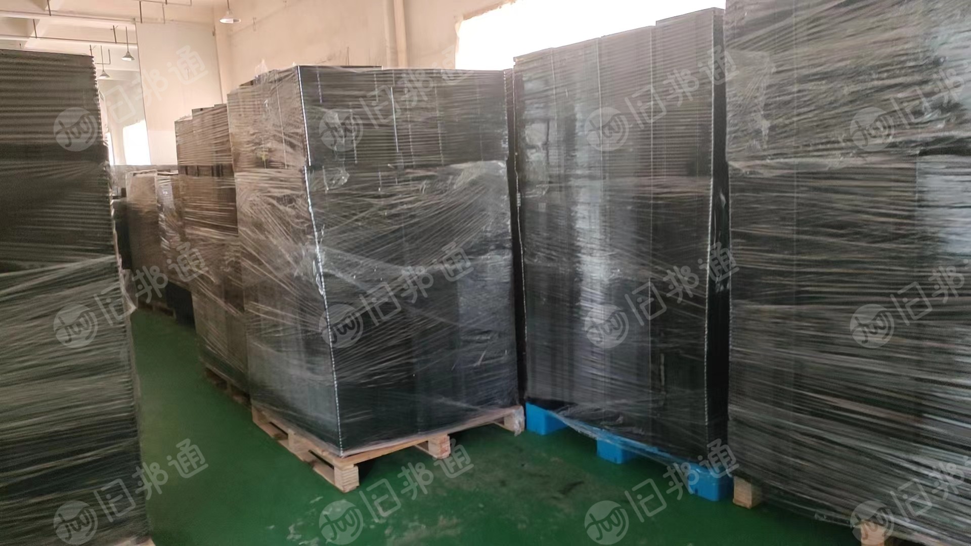 出售PET吸塑盒破碎料,黑白每个月各15吨