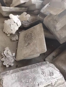 出售断桥破碎铝，各类废铝