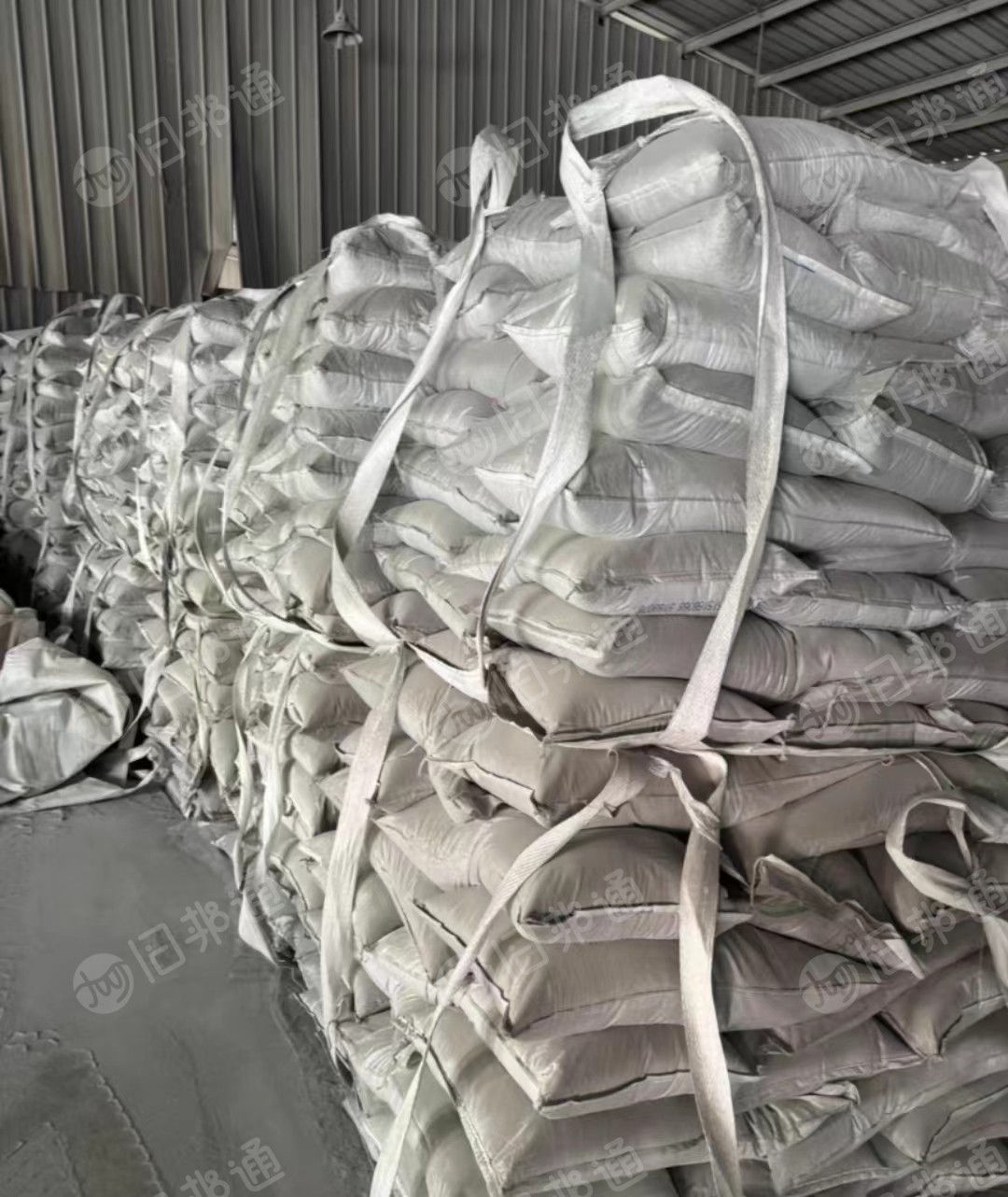 pvc粉，国标40目，含量55-60，适合做碳晶板，现货100吨，月供1000吨，出售