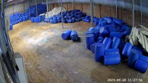 PE大蓝桶毛料长期出售，月供300个左右 