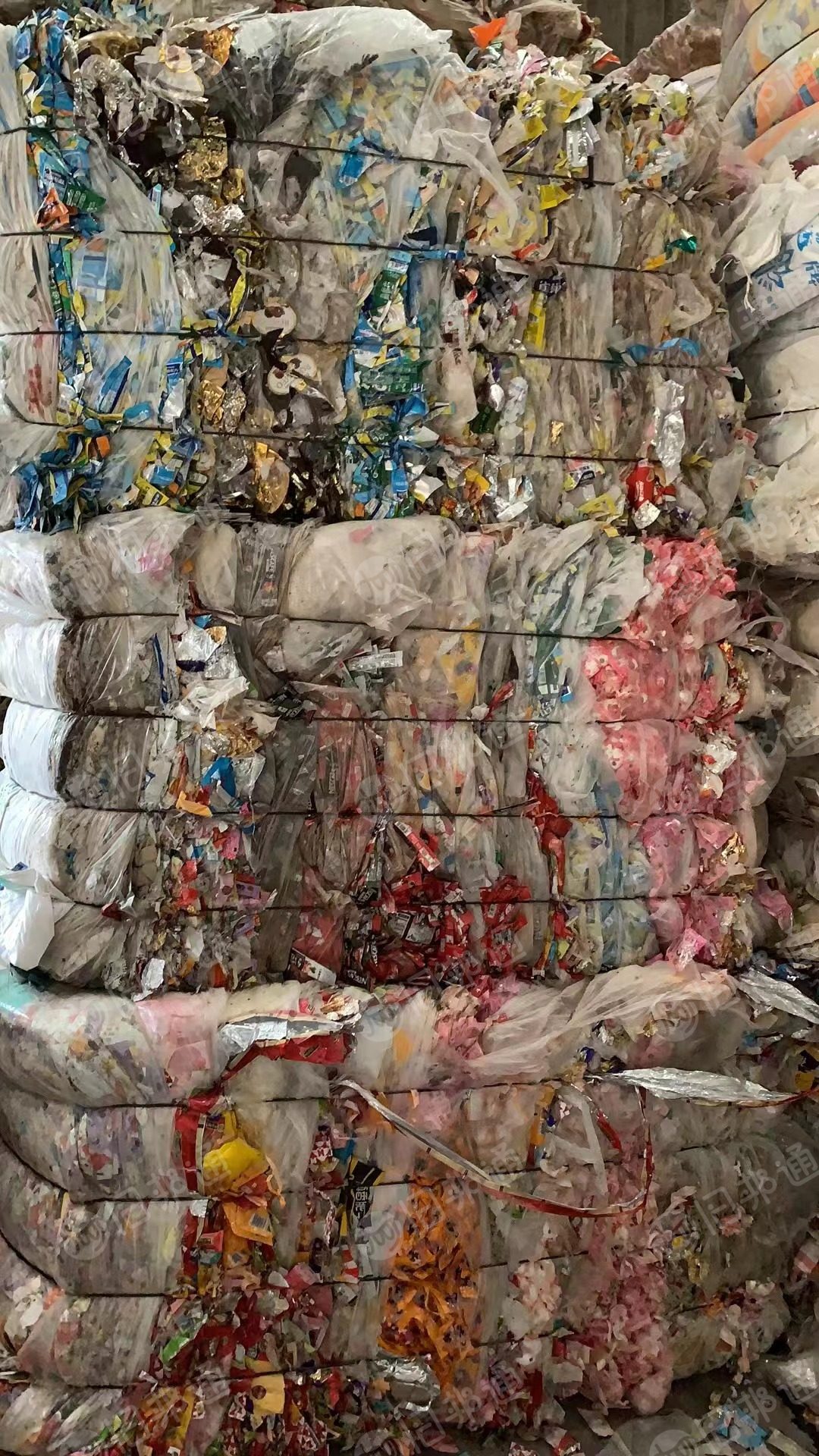 出售食品包装膜,全部是过期食品剥下来的外包装,无垃圾无水分,现货几百吨
