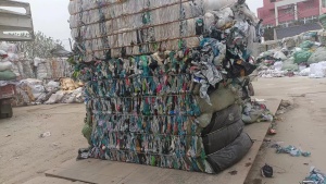 长期出售PE快递袋废料，每月200吨，