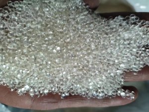 处理一批原装进口韩国SK S2008进口颗粒，现货25吨 