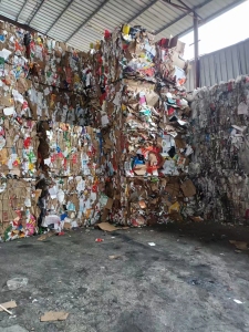 长期出售黄板纸废料，废纸筒