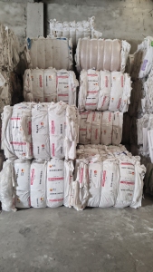 大量回收塑料膜，巴西袋，吨袋，编织袋废料