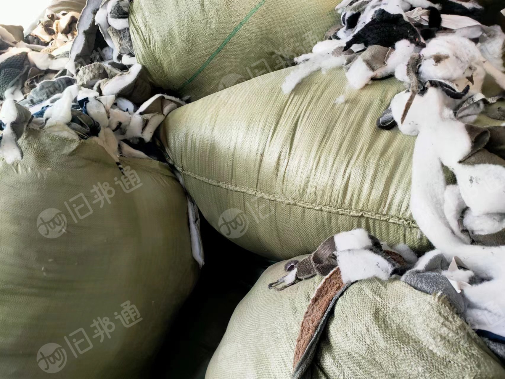 出售睡衣边角料,夹丝绵,现货够车