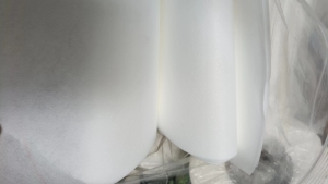白色涤纶木浆无纺布下脚料长期出售，现货够车