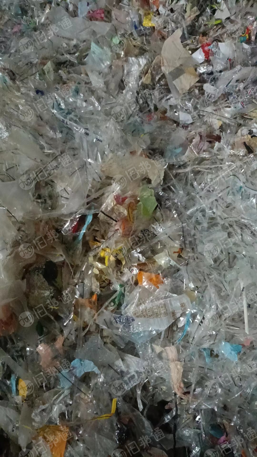 大量出售废塑料,炼油料,6.5个油