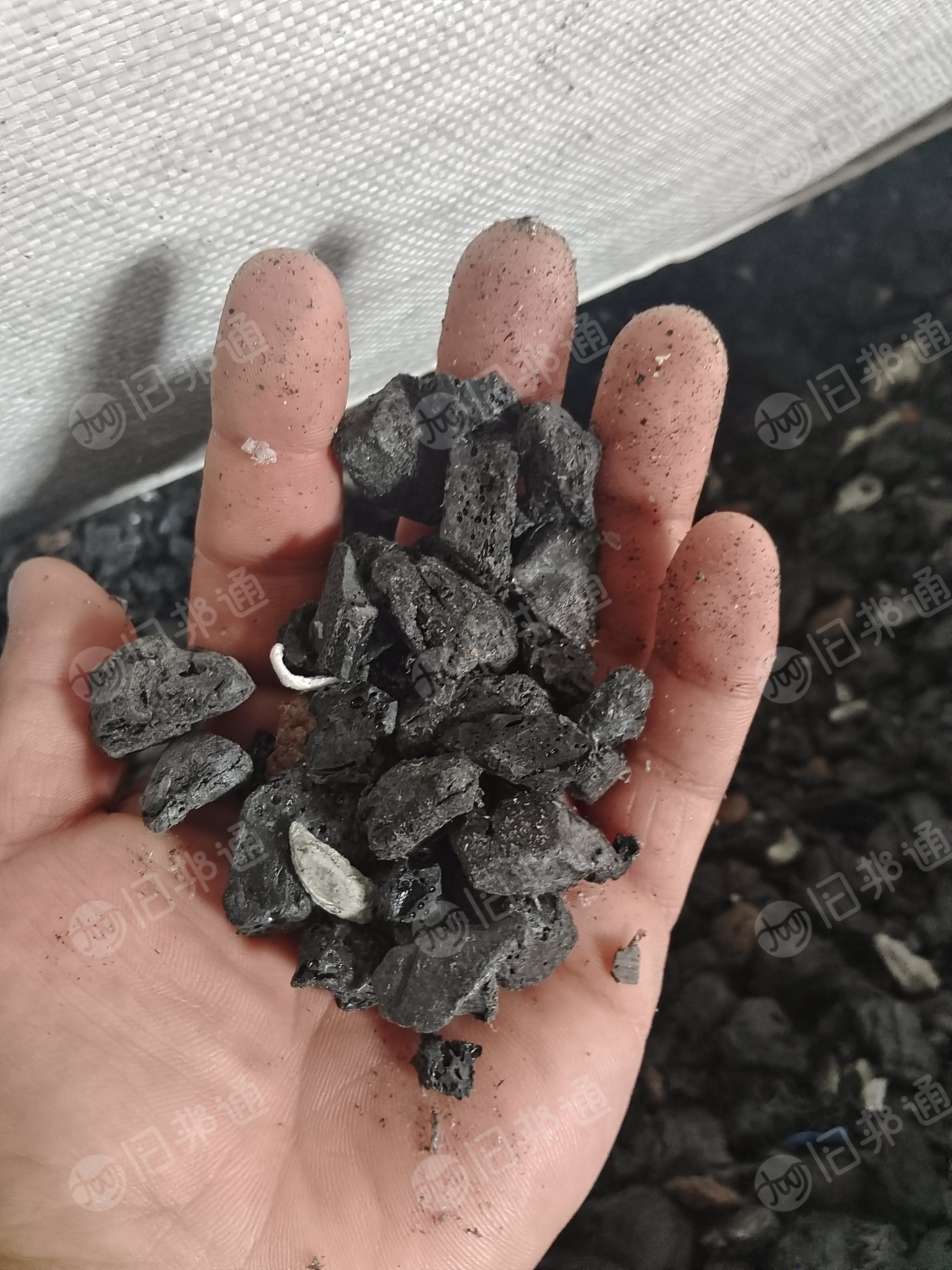 大量出售汽车厂塑料,亚克力破碎料