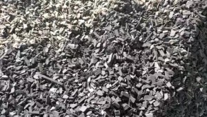 黑色水果筐破碎料，现货18吨，出售