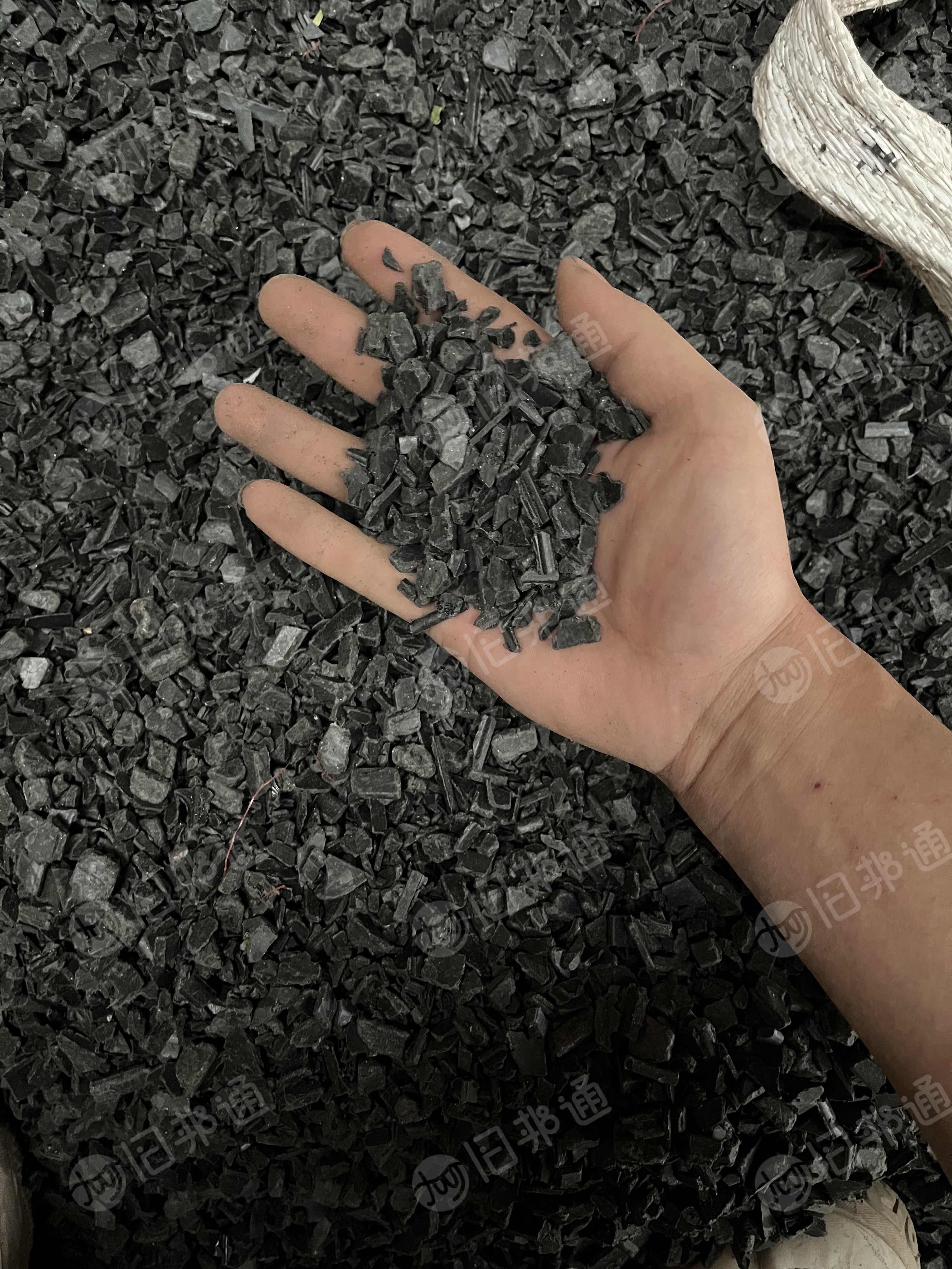 出售水果筐破碎料,月供100吨