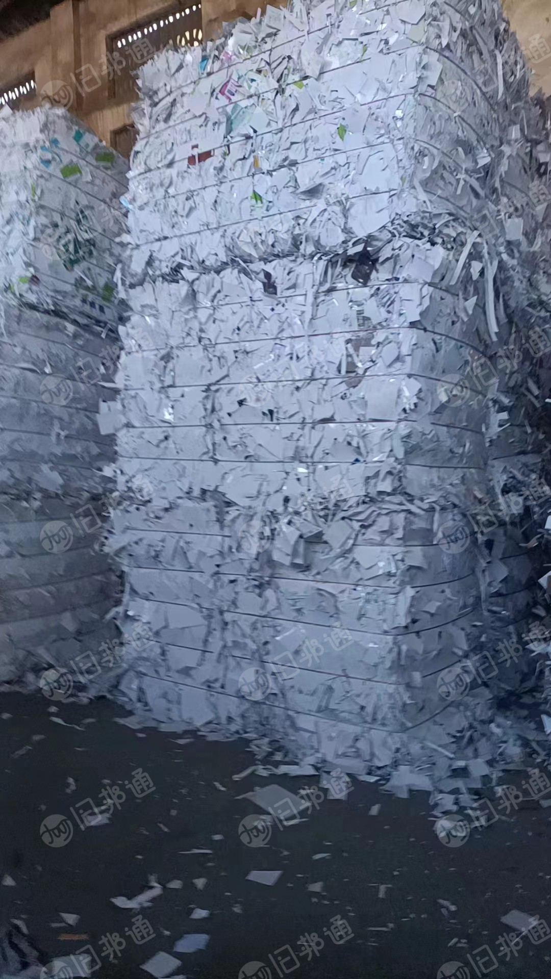 出售白卡纸,含膜百分之30